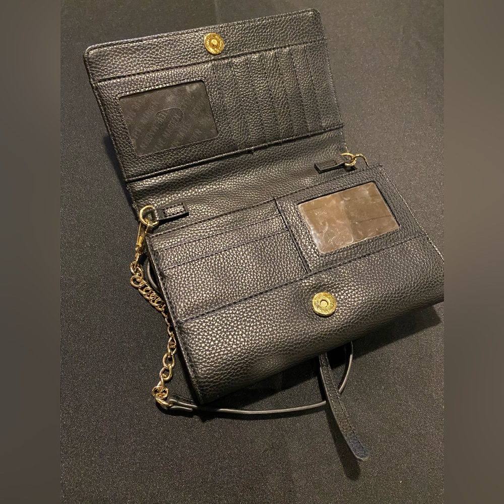 Steve Madden Black Cross Body with Gold Accents - Picture 4 of 6
